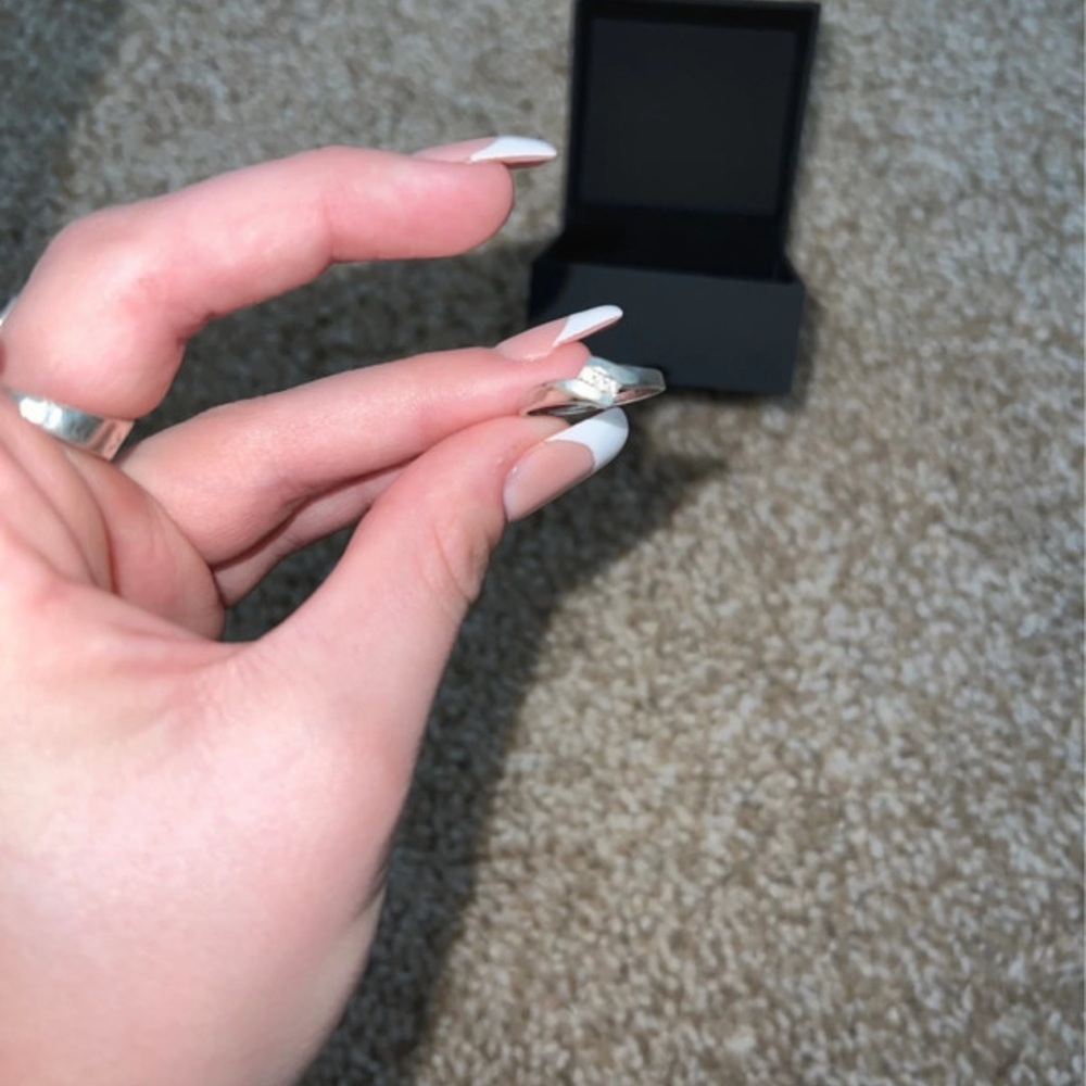 Kay Jewelers Silver Ring with Diamond Accent